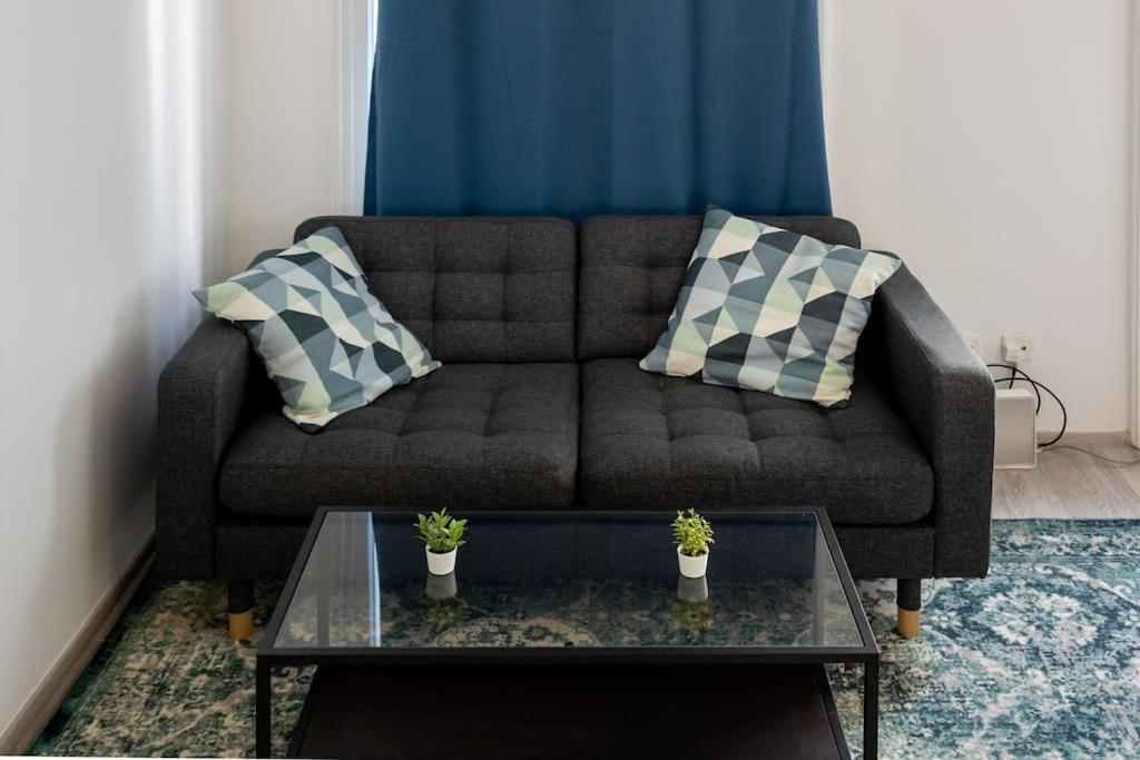 Royal Blue Deluxe *